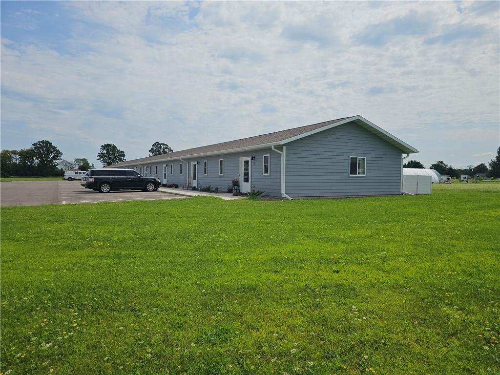 Barron, Wisconsin, United States 3 - 17787635