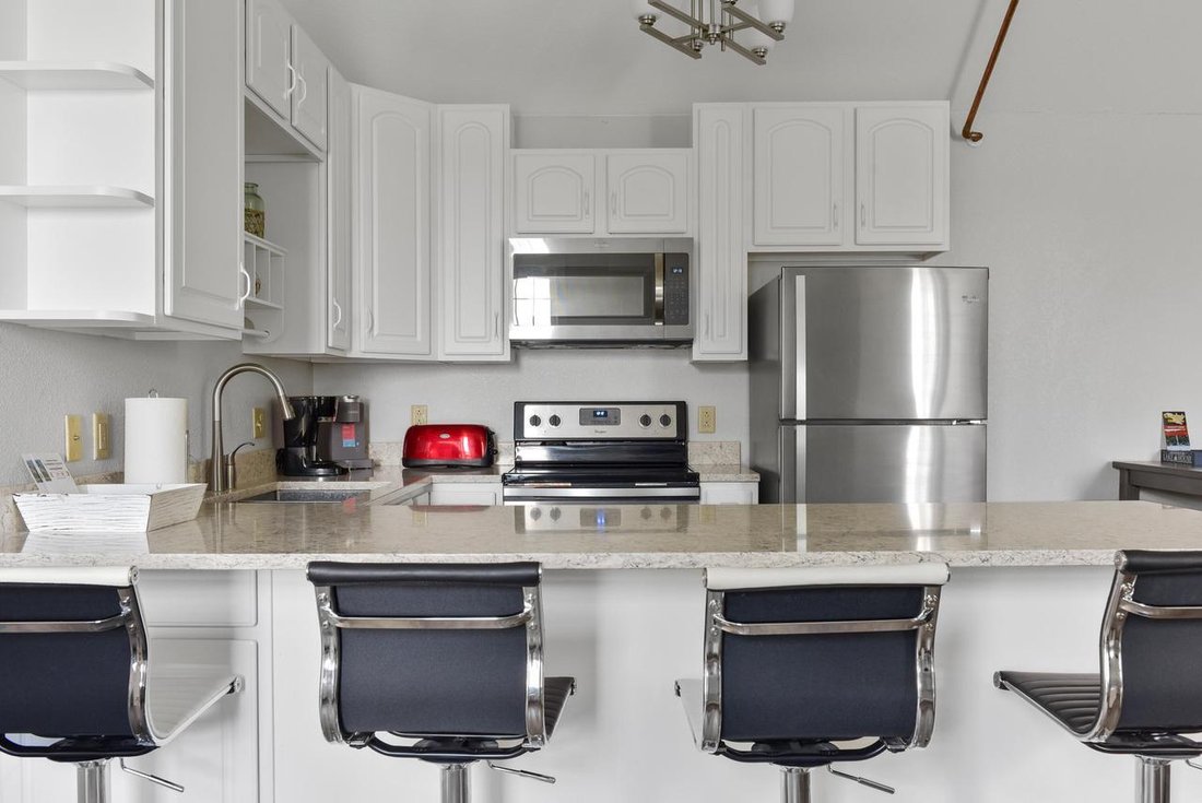 Condo in Elkhart Lake, Wisconsin, United States 4 - 17787270