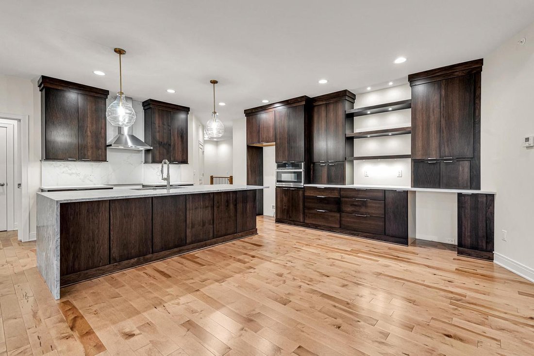 Condo in Brookfield, Wisconsin, United States 2 - 17786358