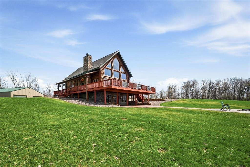 House in Elmwood, Wisconsin, United States 1 - 17786484
