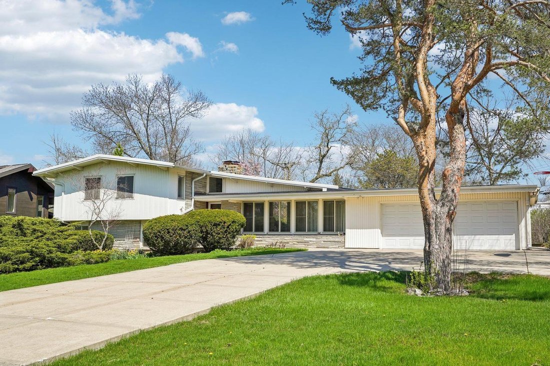 House in Fox Point, Wisconsin, United States 1 - 17787756