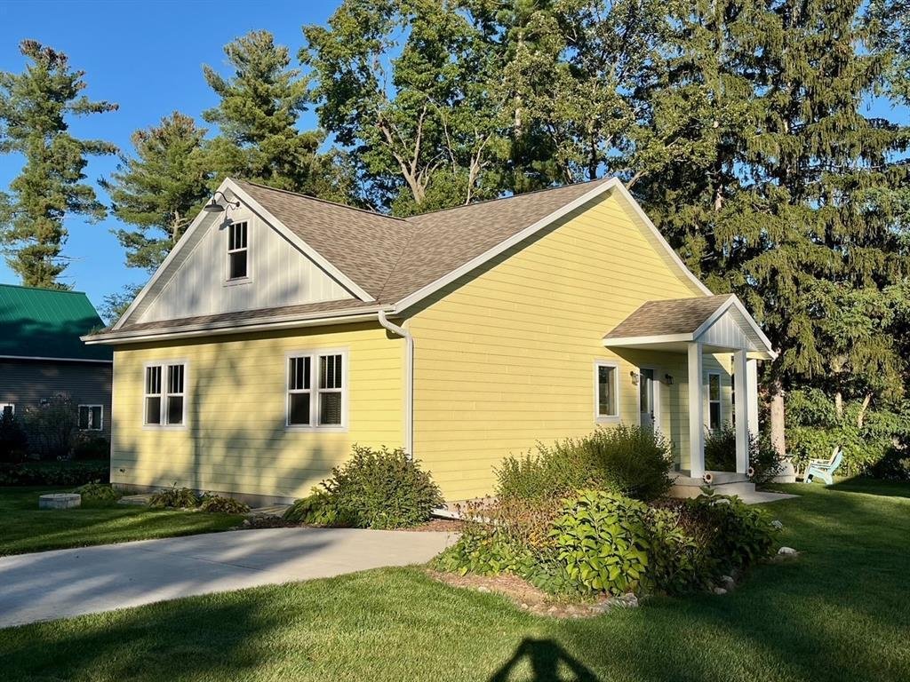 House in Chippewa Falls, Wisconsin, United States 1 - 17788438