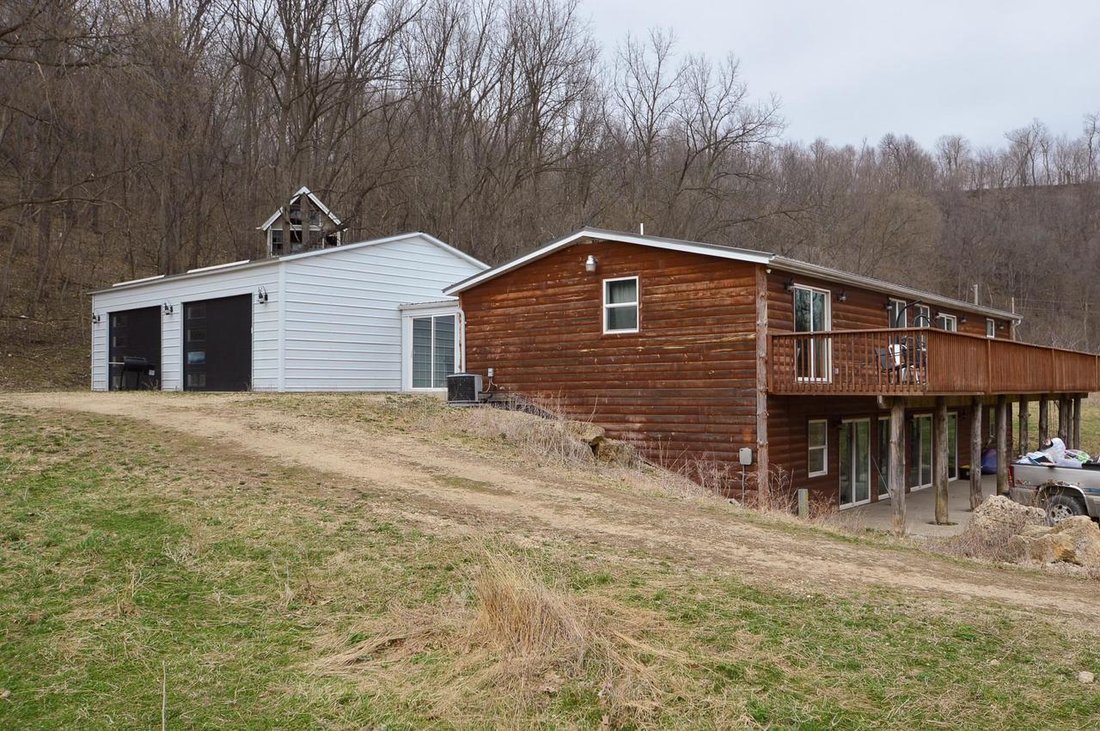 House in Guttenberg, Iowa, United States 1 - 17788136