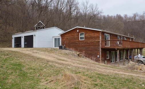 House in Guttenberg, Iowa, United States 1