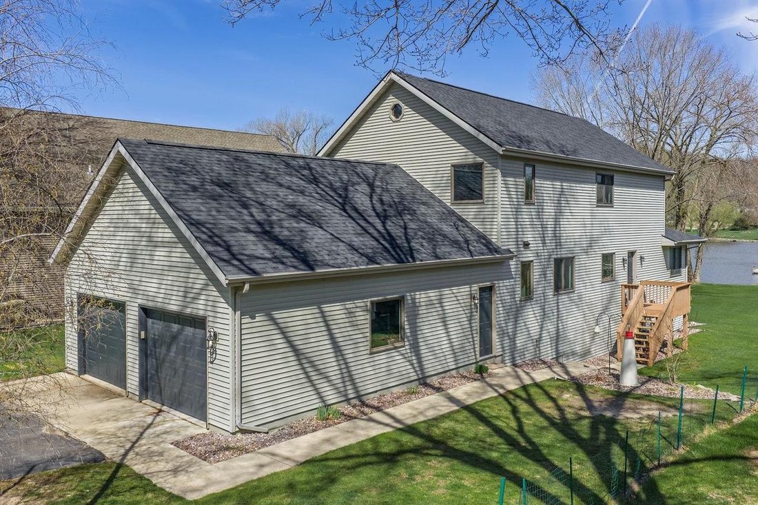 House in Lake Wisconsin, Wisconsin, United States 2 - 17786310