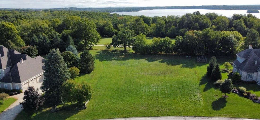 House in Pewaukee, Wisconsin, United States 4 - 17786794