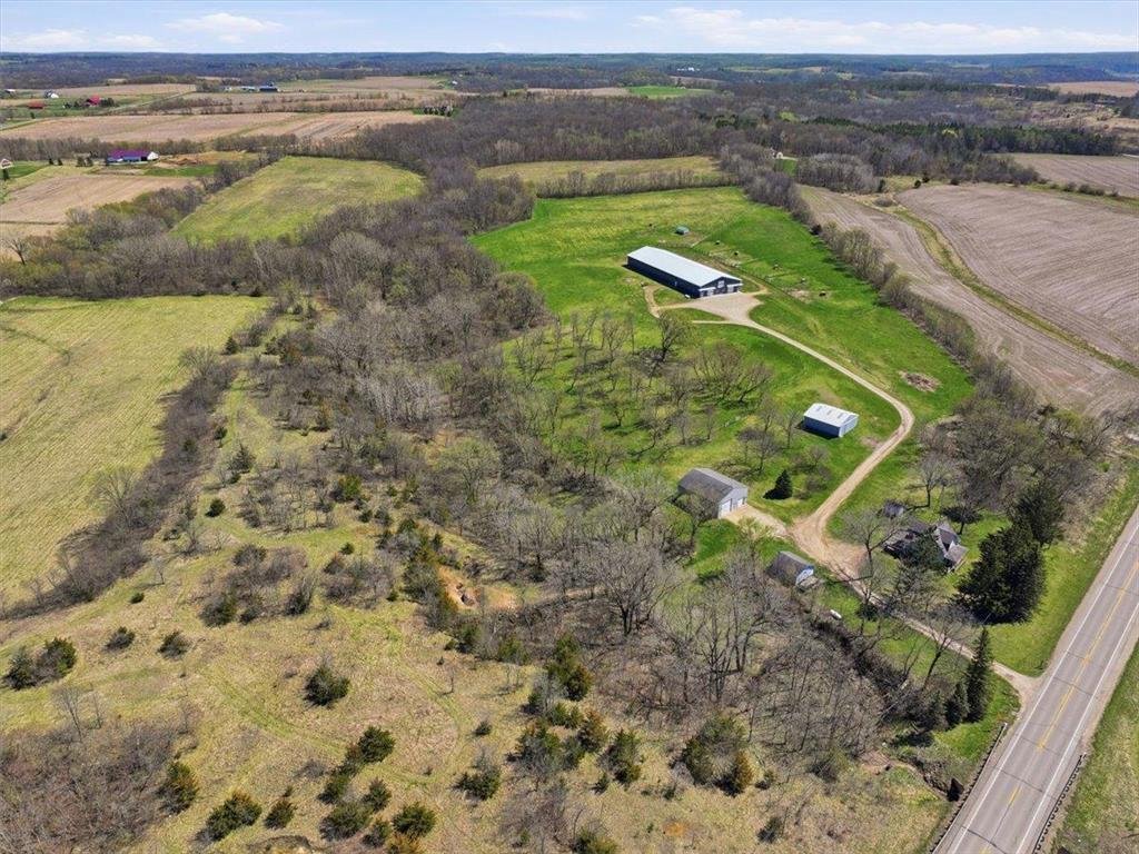 House in Martell, Wisconsin, United States 2 - 17788022