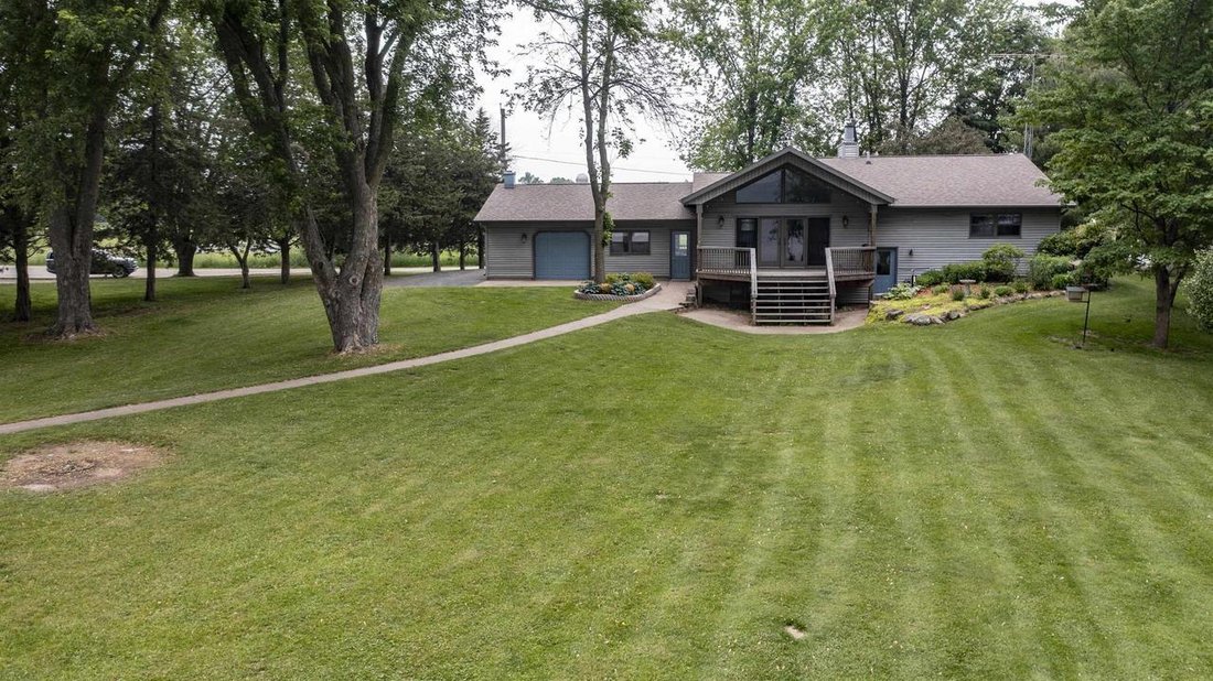 House in Fremont, Wisconsin, United States 1 - 17787649