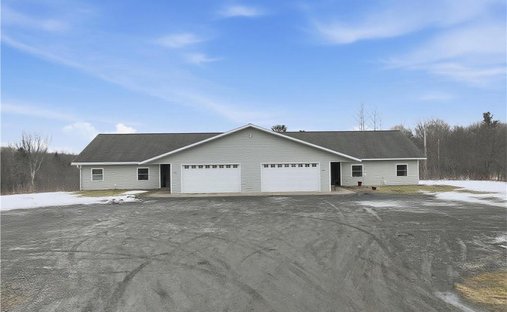 Cadott, Wisconsin, United States 1