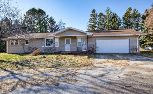 House in Sturgeon Bay, Wisconsin, United States 1