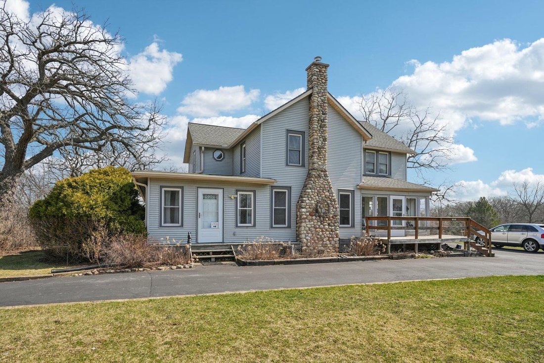 House in Mukwonago, Wisconsin, United States 1 - 17788364