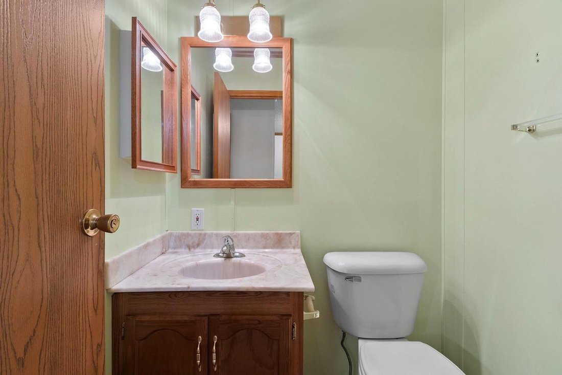 House in Lakewood, Wisconsin, United States 4 - 17786828