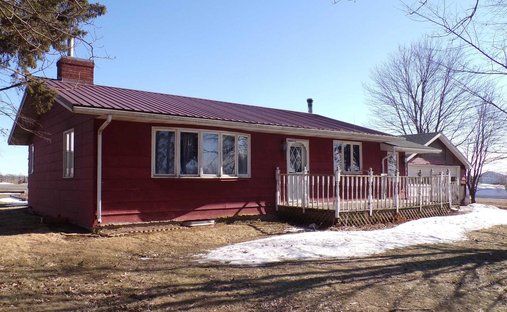 House in Greenwood, Wisconsin, United States 1