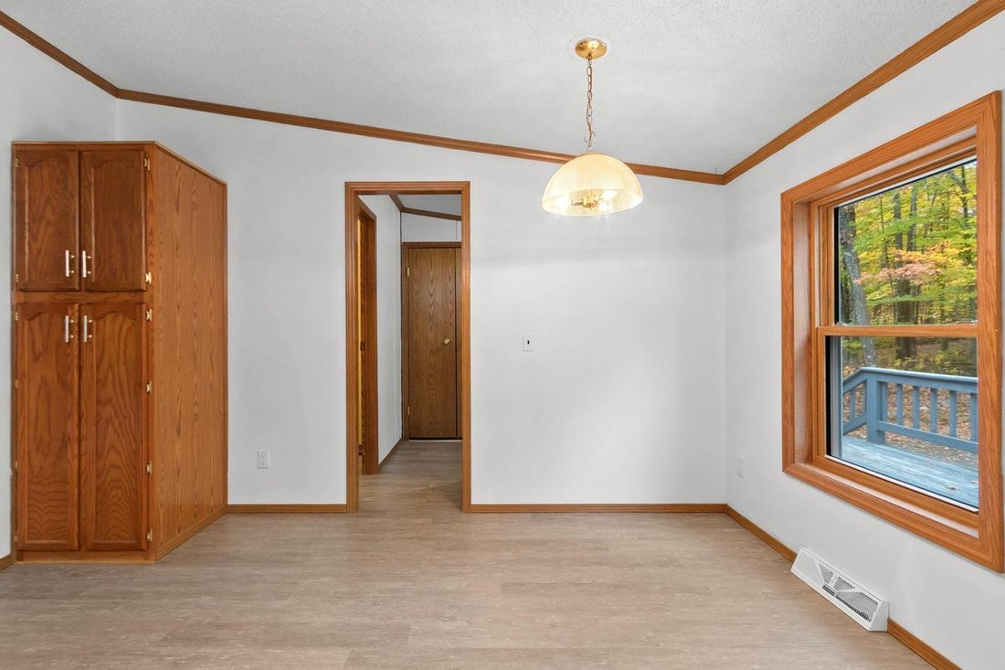 House in Lakewood, Wisconsin, United States 5 - 17786828