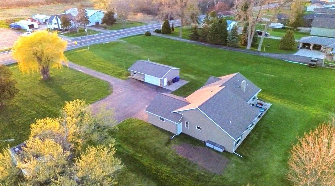 House in Oshkosh, Wisconsin, United States 5 - 17787477