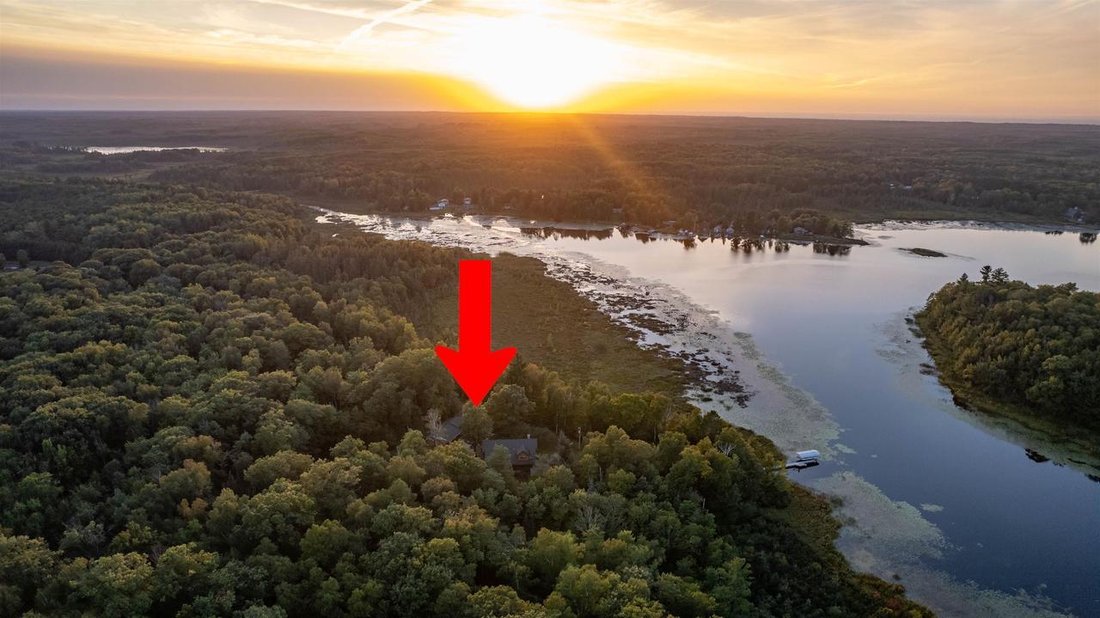 House in Oliver, Wisconsin, United States 4 - 17786964