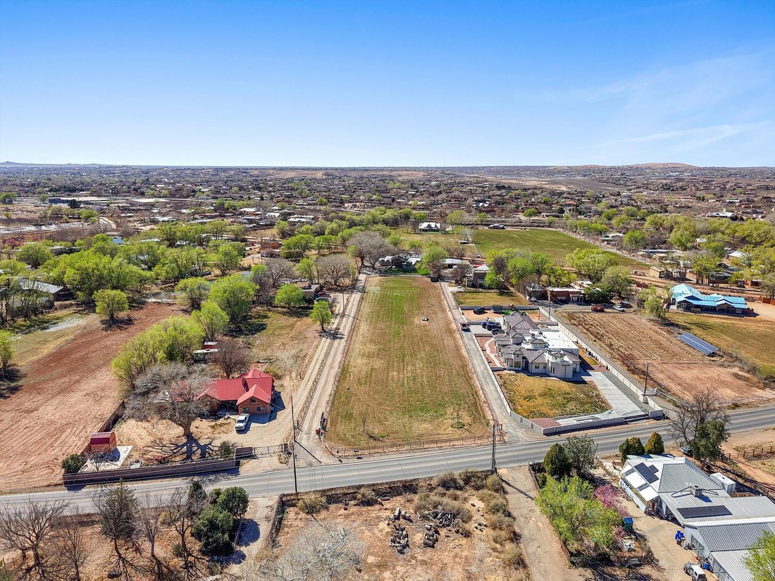 House in Corrales, New Mexico, United States 2 - 17792562