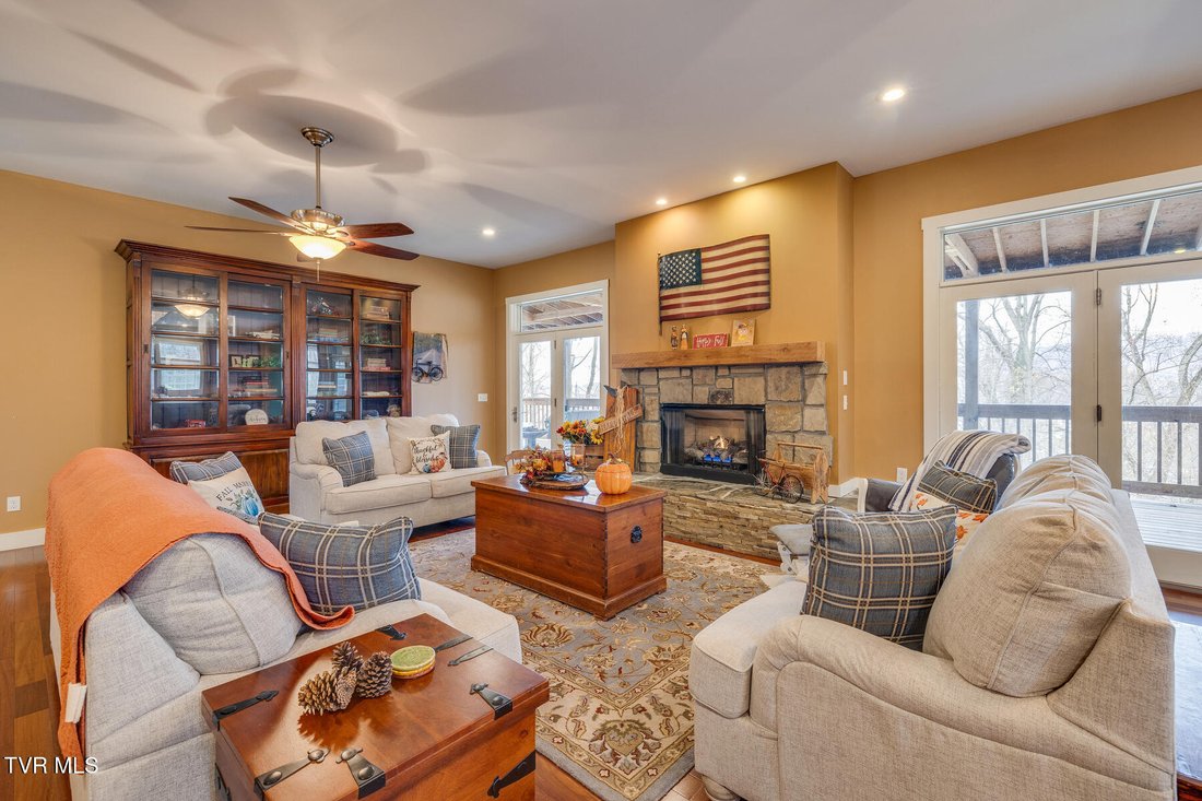 House in Elizabethton, Tennessee, United States 5 - 17791629