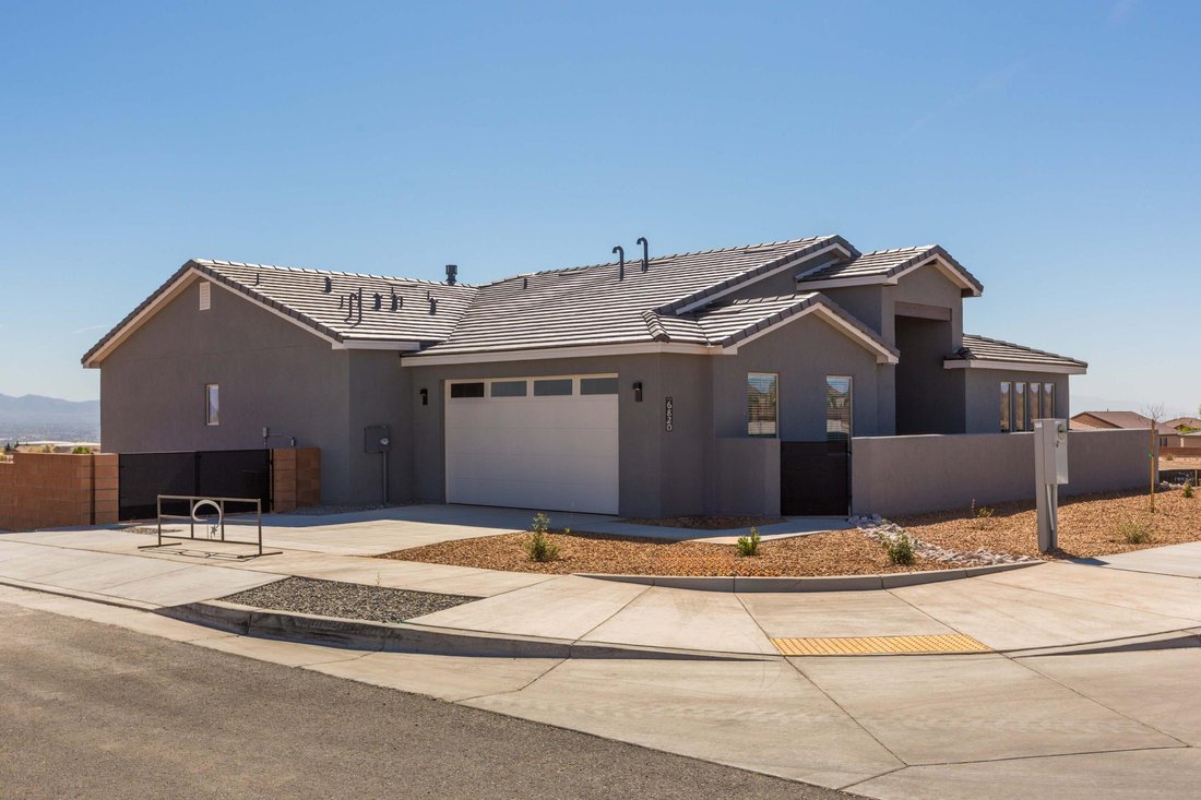 House in Albuquerque, New Mexico, United States 2 - 17792622