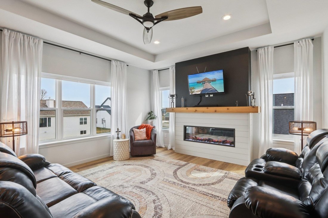 House in Oregon, Wisconsin, United States 4 - 17793178