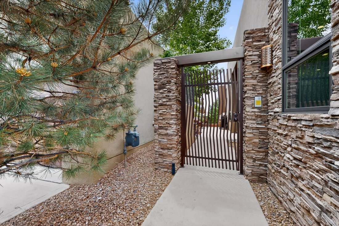House in Albuquerque, New Mexico, United States 3 - 17792496