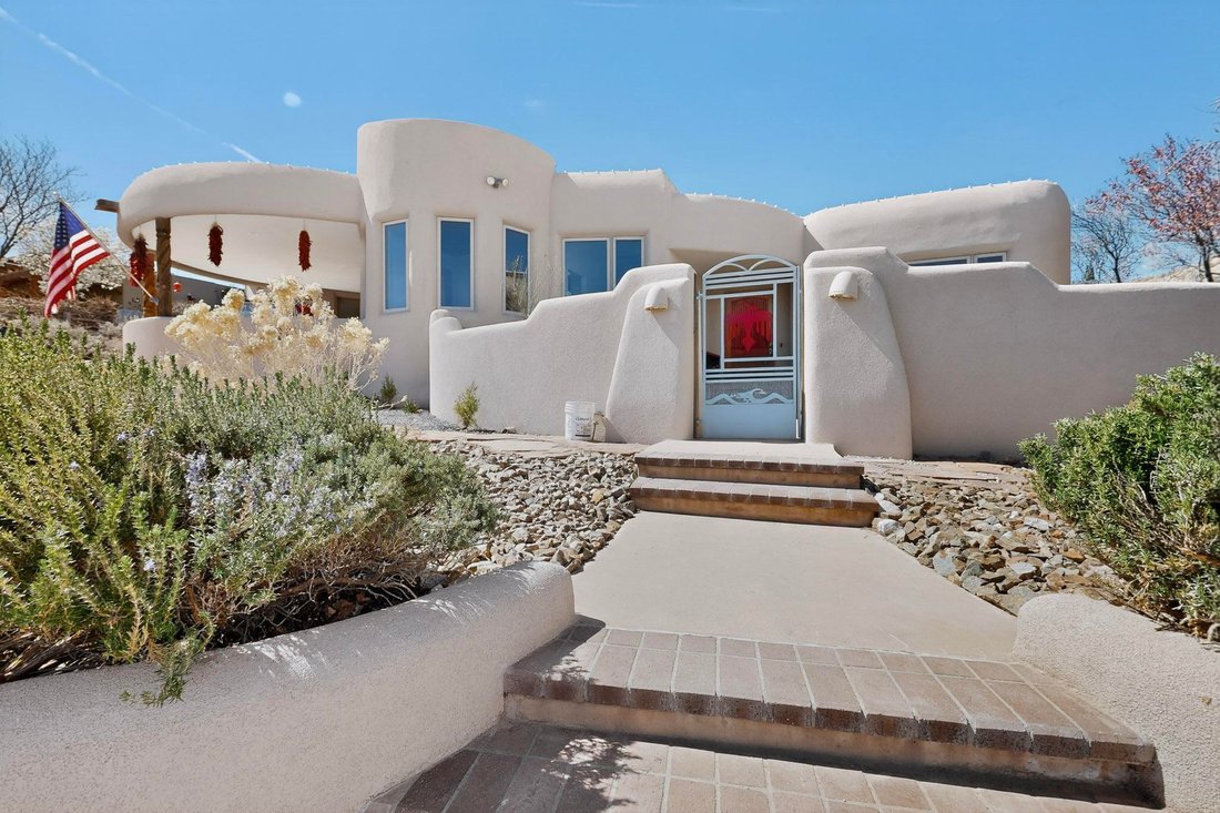 House in Corrales, New Mexico, United States 4 - 17792458