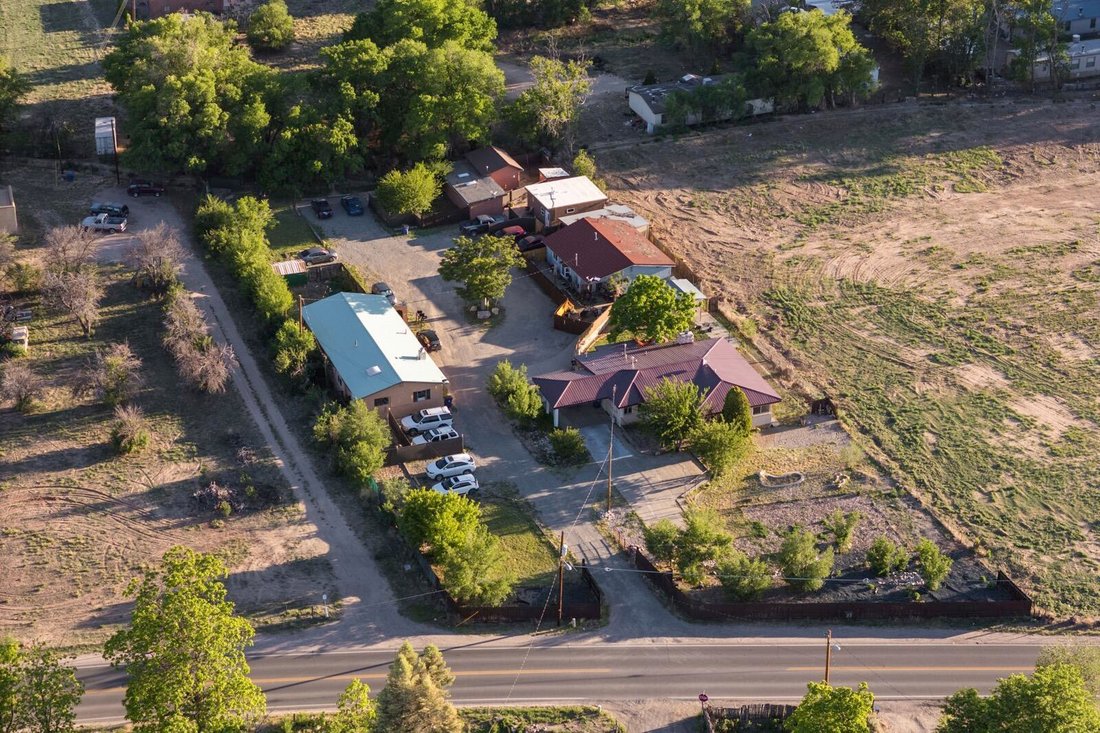 Española, New Mexico, United States 1 - 17792029