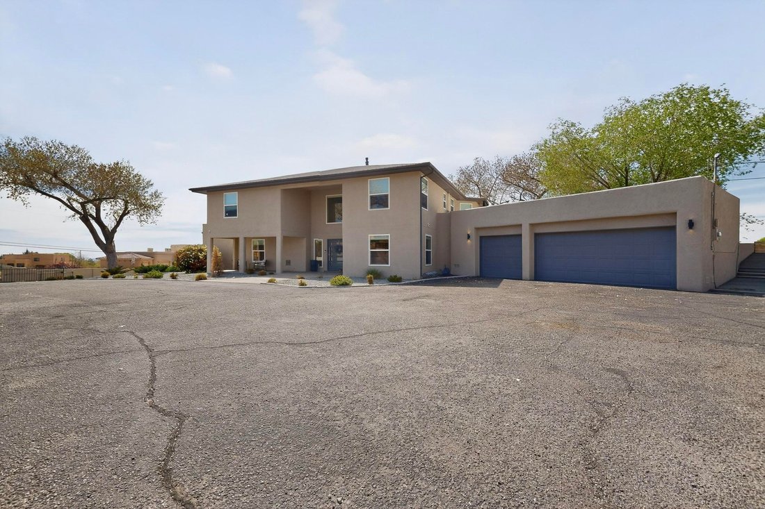 House in Albuquerque, New Mexico, United States 4 - 17792519