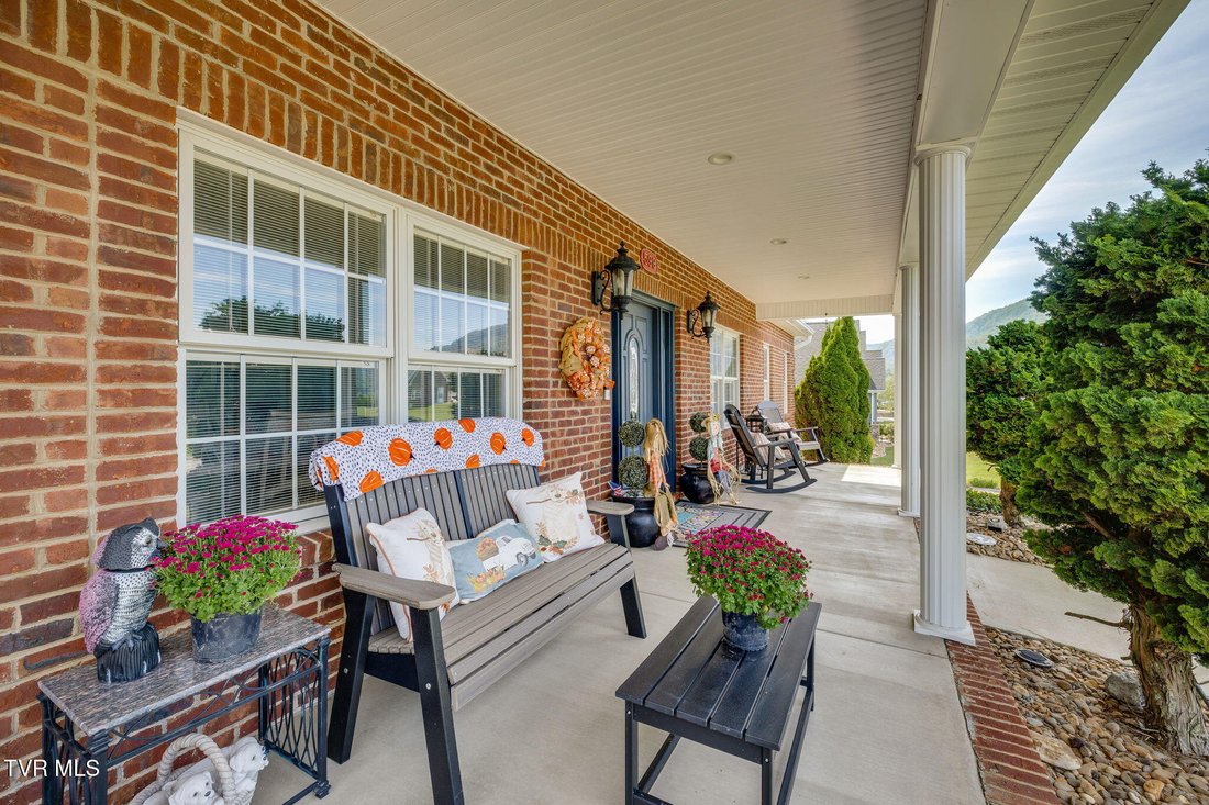 House in Church Hill, Tennessee, United States 5 - 17792105