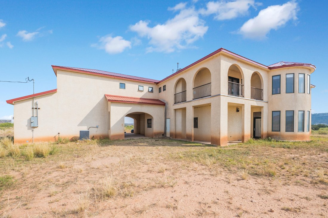 House in Santa Rosa, New Mexico, United States 5 - 17792316
