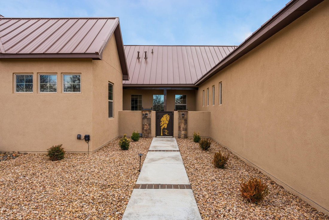 House in Corrales, New Mexico, United States 5 - 17792127