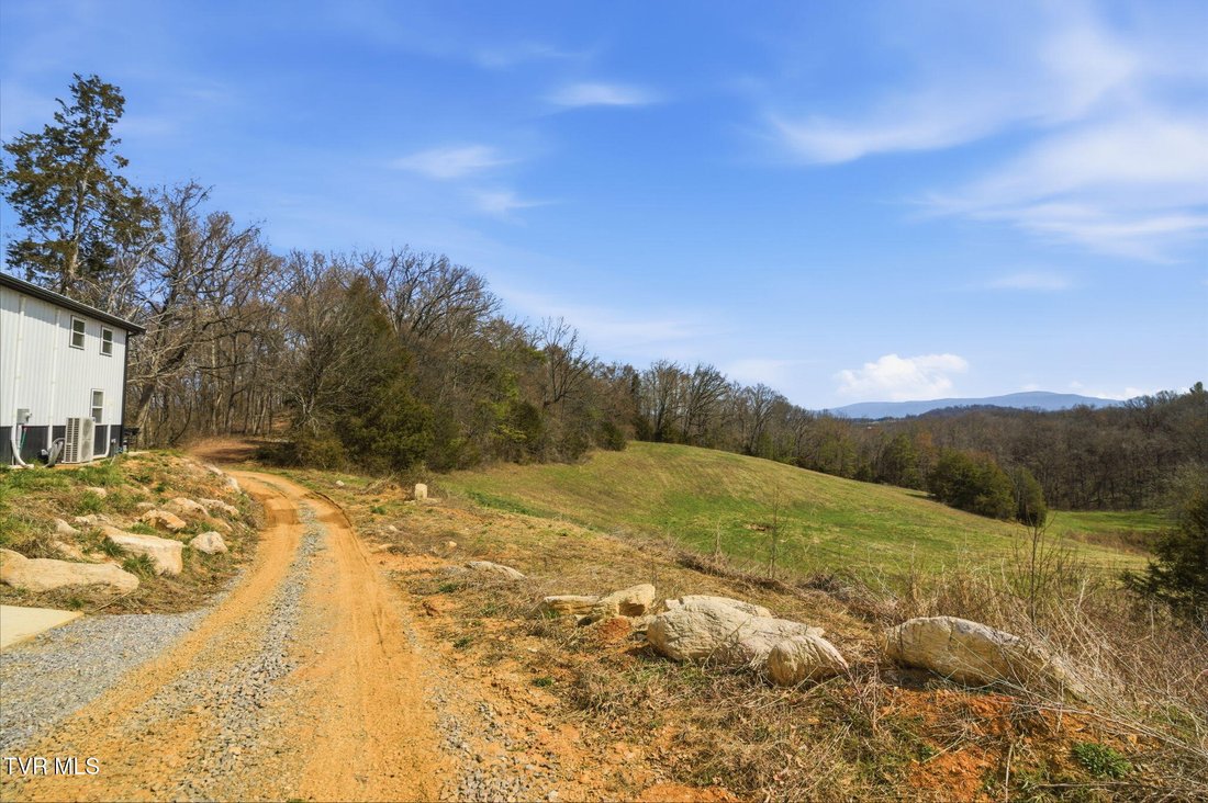 House in Greeneville, Tennessee, United States 3 - 17791355