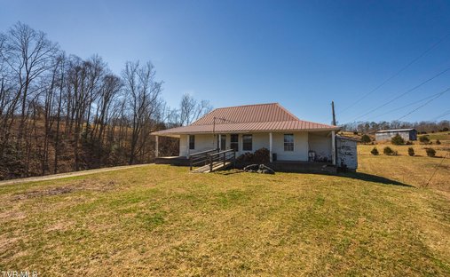 House in Sneedville, Tennessee, United States 1