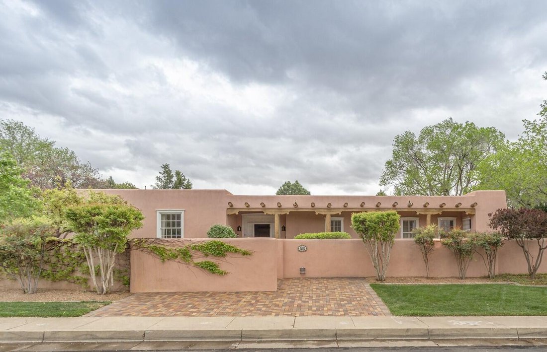 House in Albuquerque, New Mexico, United States 2 - 17792129