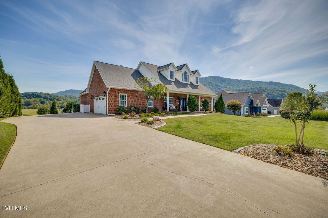 House in Church Hill, Tennessee, United States 3 - 17792105
