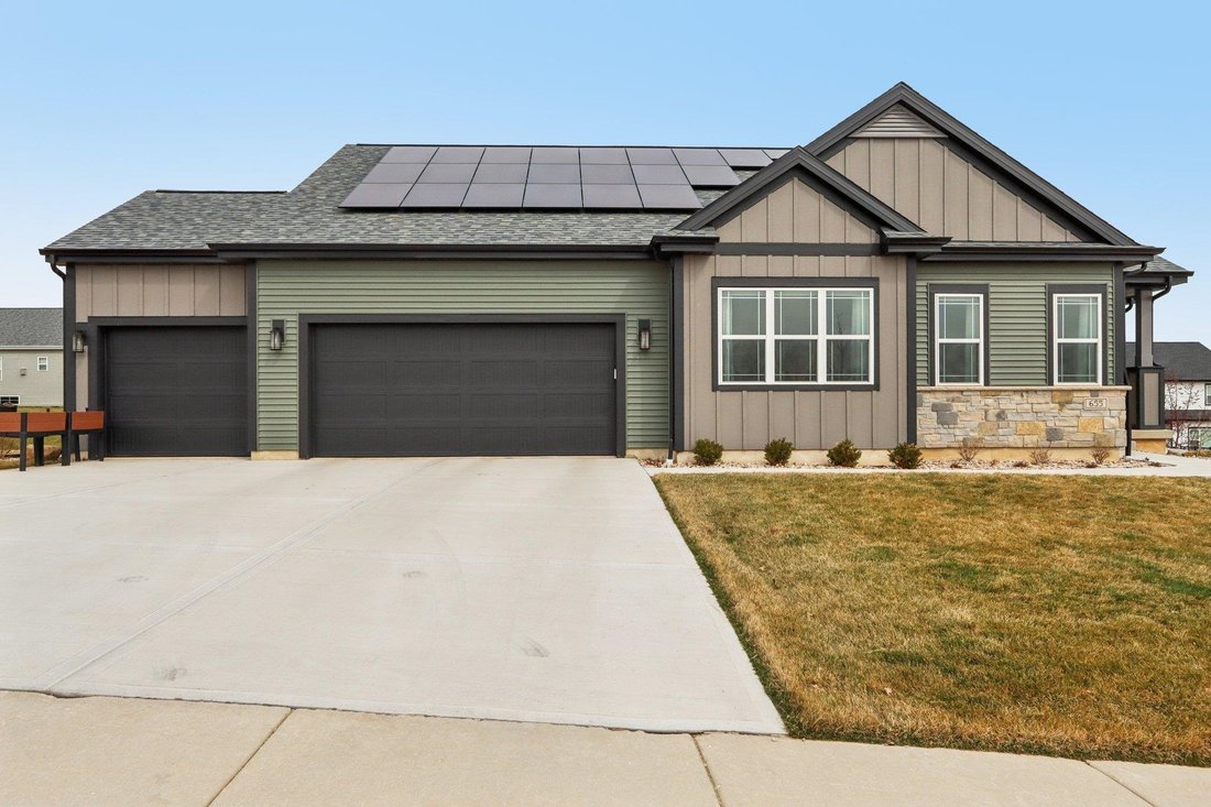 House in Oregon, Wisconsin, United States 2 - 17793178