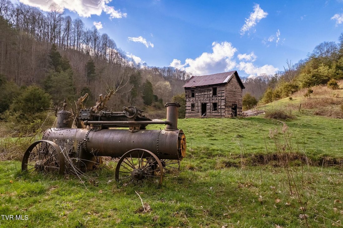 House in Bristol, Virginia, United States 2 - 17791653