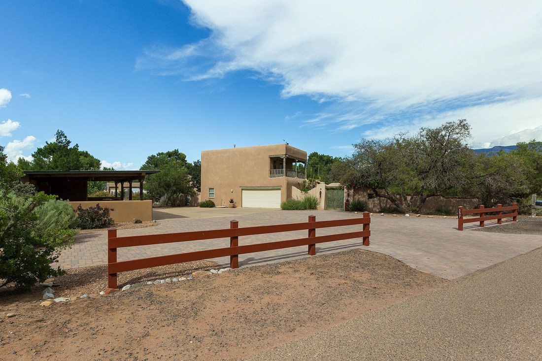 House in Corrales, New Mexico, United States 2 - 17792586