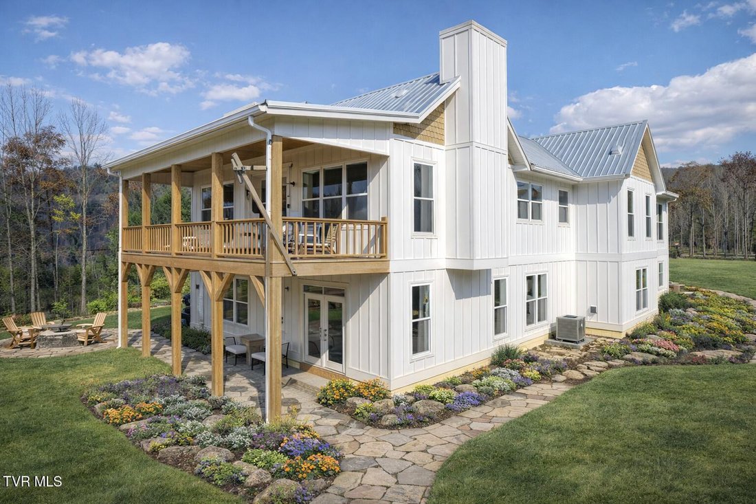 House in Roan Mountain, Tennessee, United States 4 - 17791294