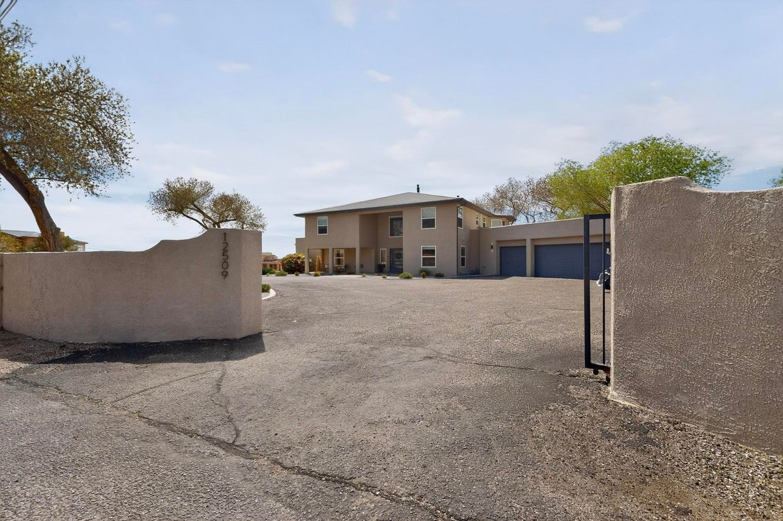 House in Albuquerque, New Mexico, United States 5 - 17792519