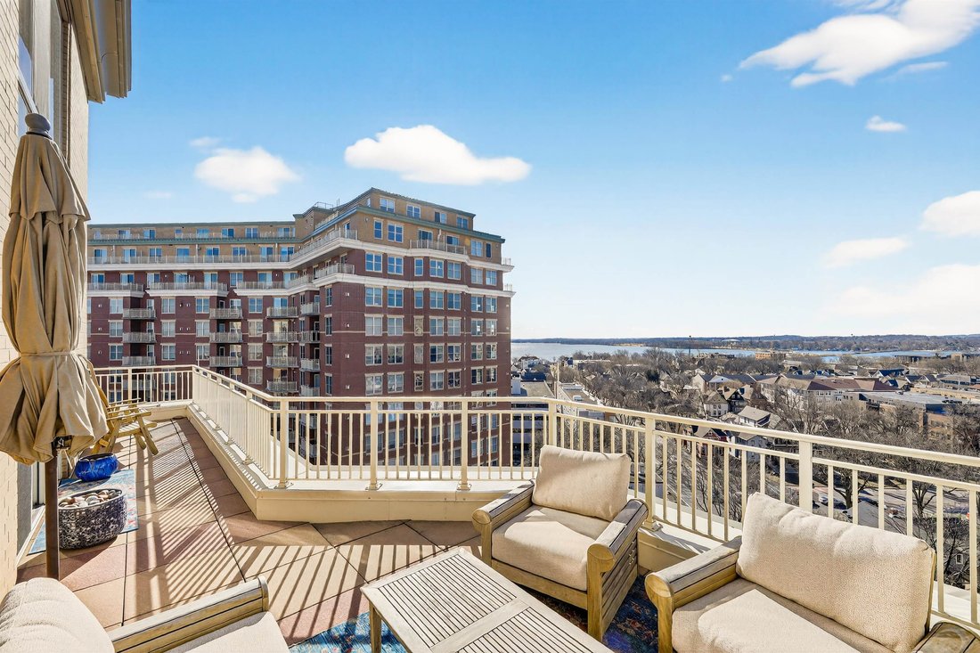 Condo in Madison, Wisconsin, United States 4 - 17792747