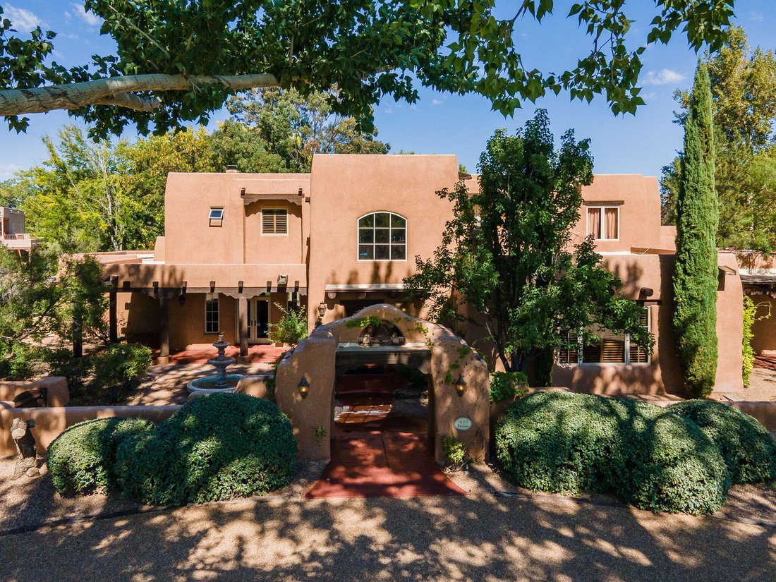 House in Los Ranchos de Albuquerque, New Mexico, United States 2 - 17792427