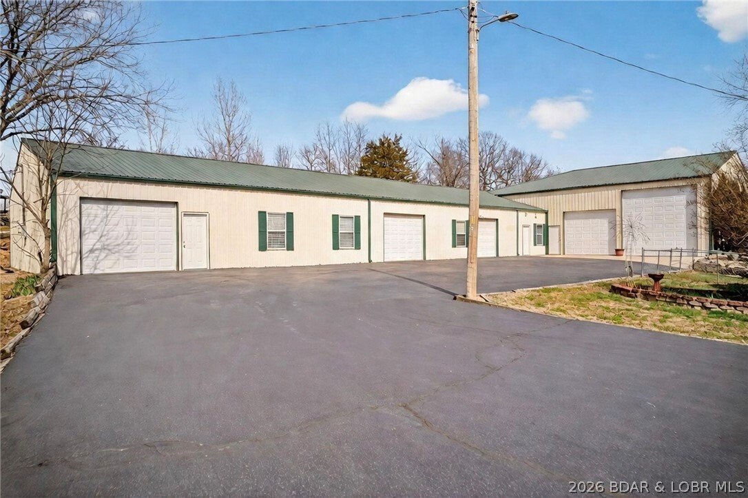 House in Kaiser, Missouri, United States 2 - 17792685