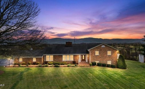 House in Glade Spring, Virginia, United States 1
