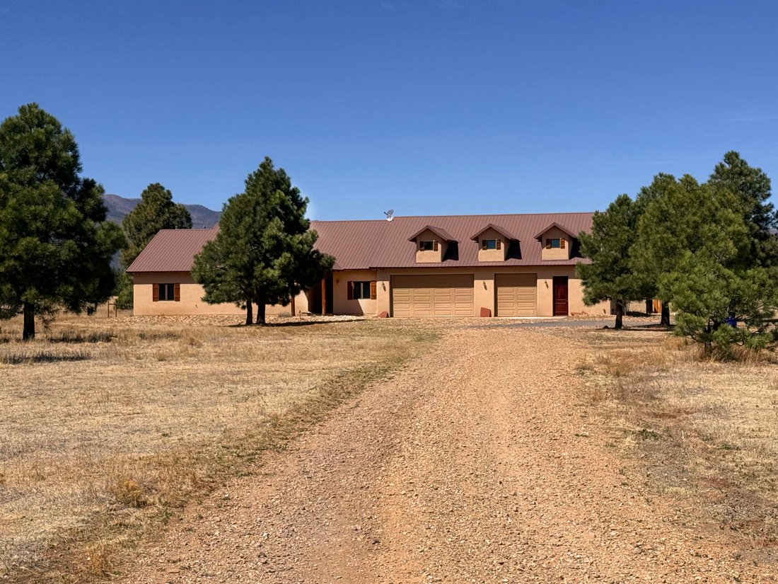 House in Las Vegas, New Mexico, United States 4 - 17792261