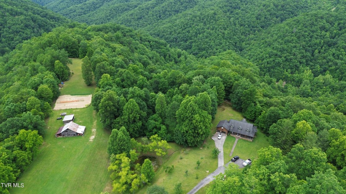 House in Birchleaf, Virginia, United States 2 - 17791560