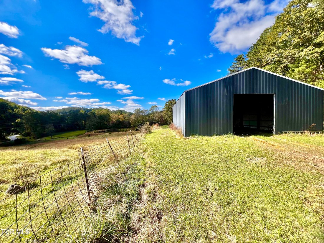 House in Surgoinsville, Tennessee, United States 5 - 17791182
