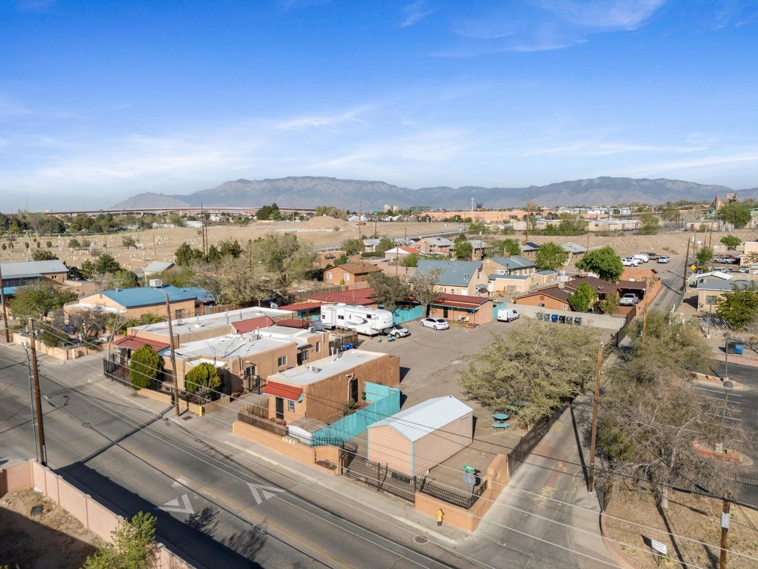 Albuquerque, New Mexico, United States 1 - 17792153