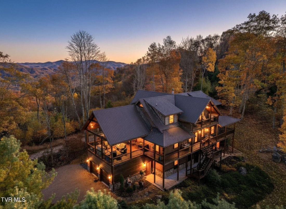 House in Mountain City, Tennessee, United States 1 - 17791223