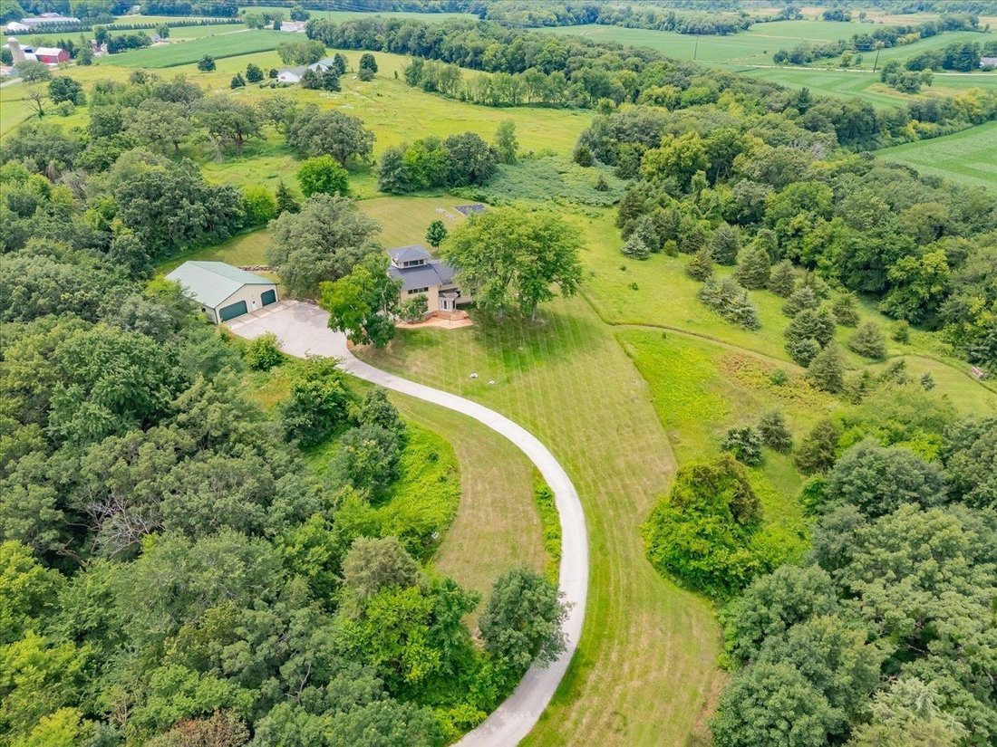 House in Waterloo, Wisconsin, United States 4 - 17792955